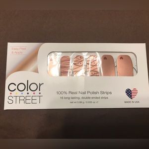 NWT Color Street Nails